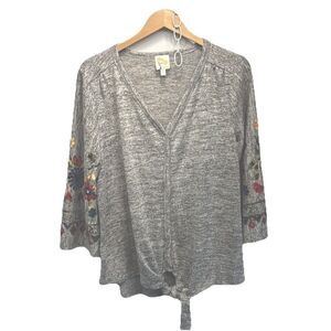 Anthropologie Fig & Flower Embroidered Tie‑Front Button Top 2X Gray Boho Sleeve